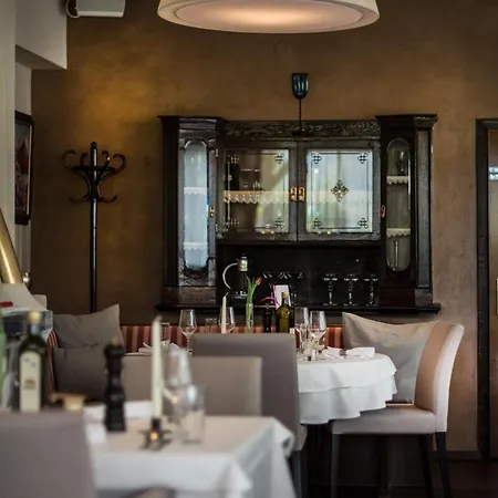 - Restaurant Soleo 3*